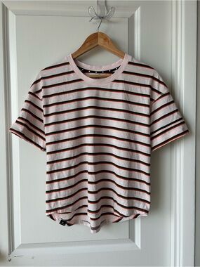 Ciele T-Shirt Sz Small